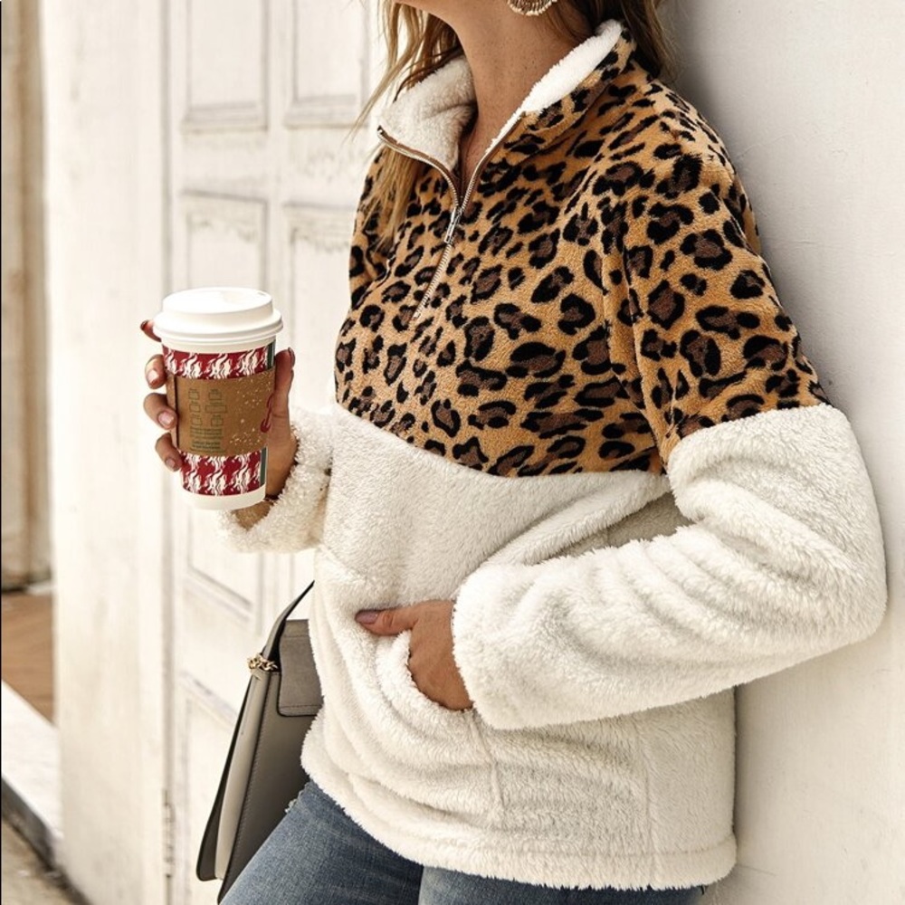 Leopard sweatshirt